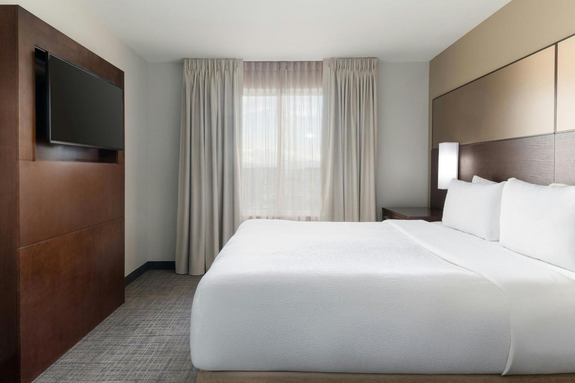 Hotel By Marriott Park Denver