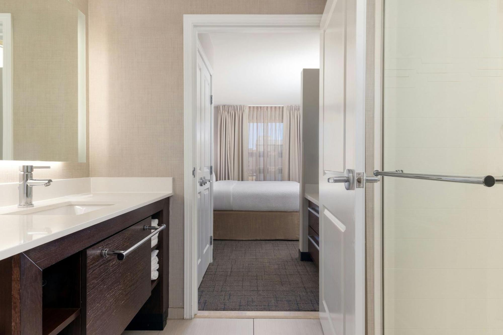 By Marriott Park Hotel Denver