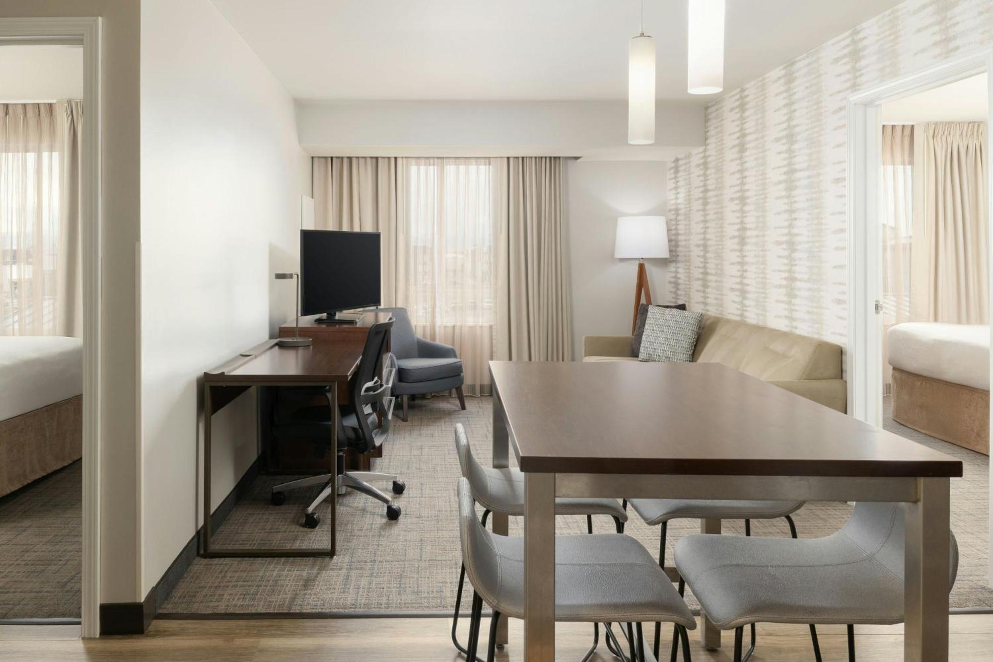 By Marriott Park Hotel