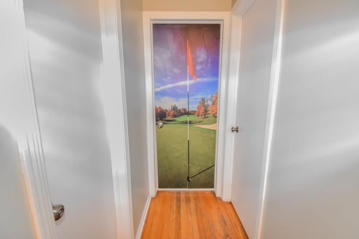Holiday home Family With Large Yard & Golf Theme Near Rail Denver