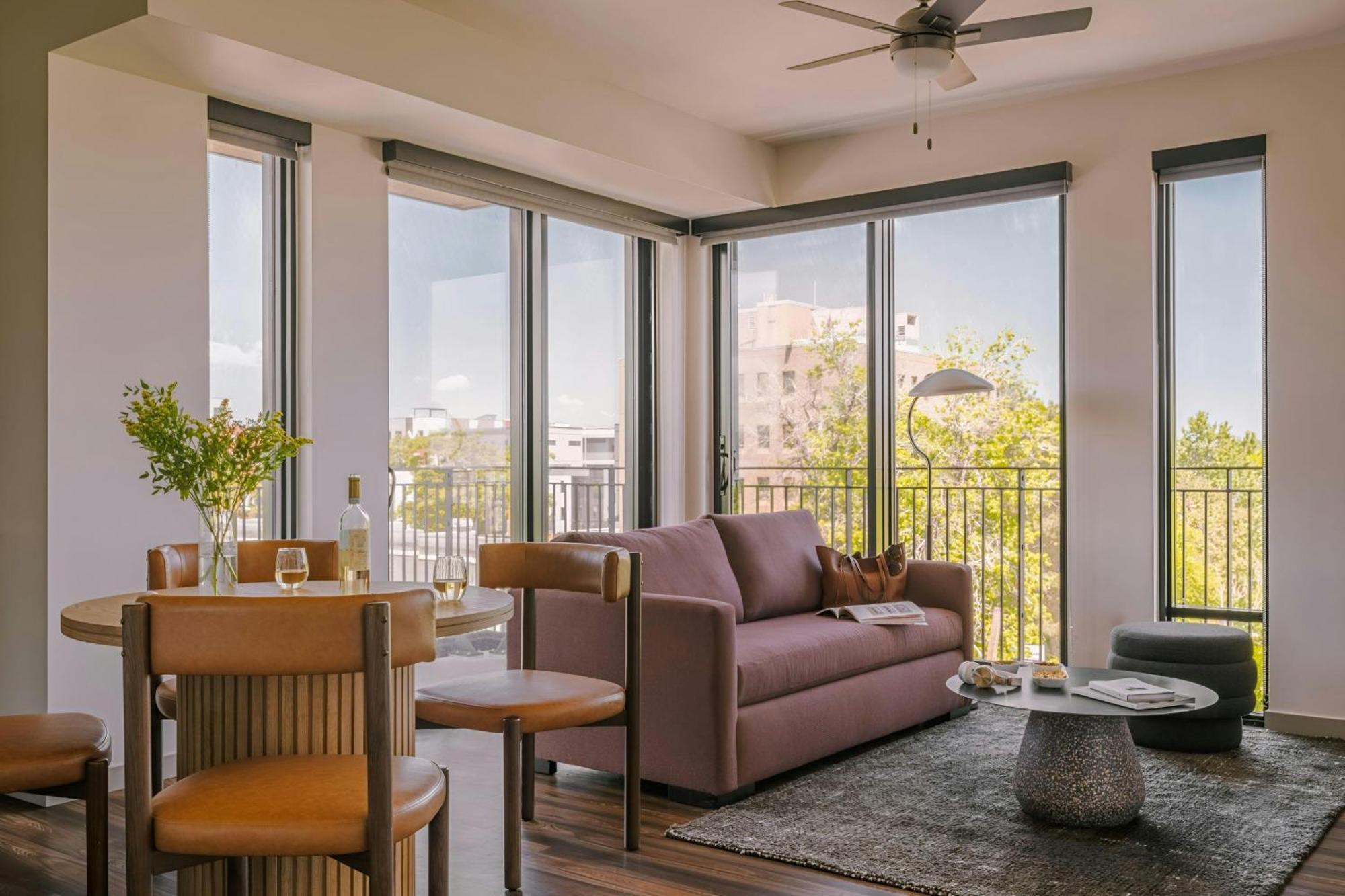 Sonder Skyline Apartments Lohi Aparthotel