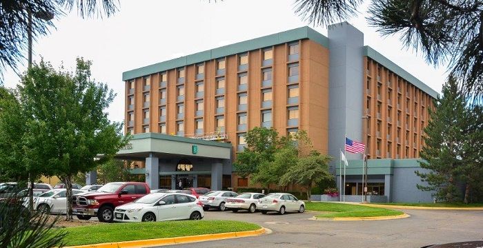 Hotel Embassy By Hilton Park Denver