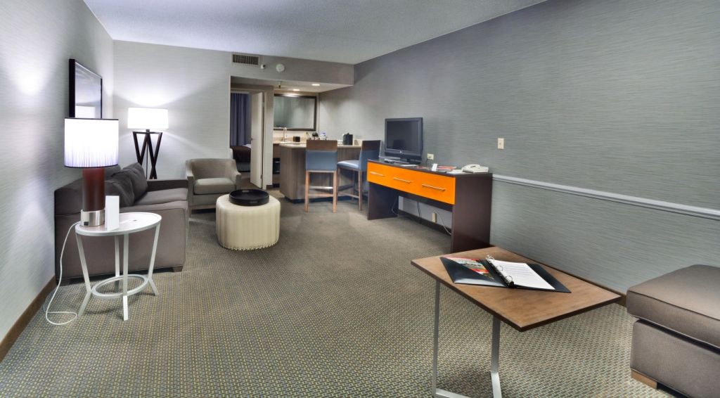 Embassy By Hilton Park Hotel 4*