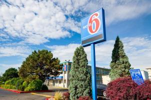 Hotel 6- Denver, Co Downtown 3*