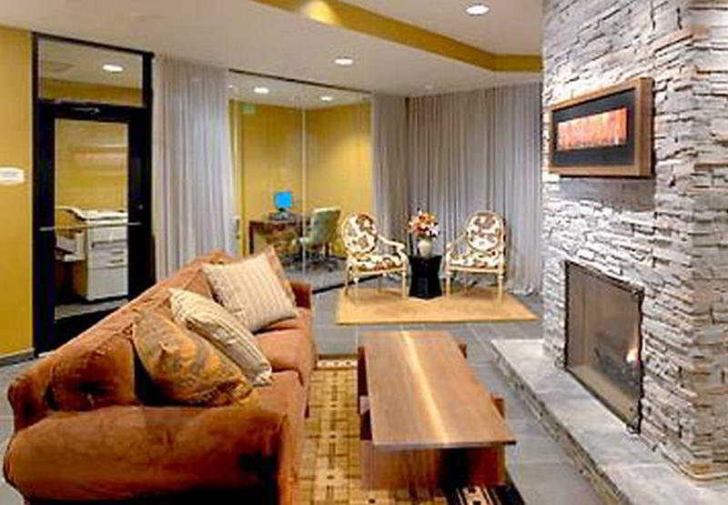 Fairfield & Cherry Creek Hotel 3*