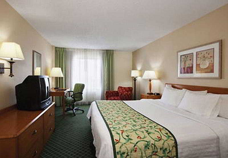 Fairfield & Cherry Creek Hotel Denver