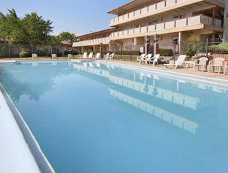 Budget Downtown Hotel 2*