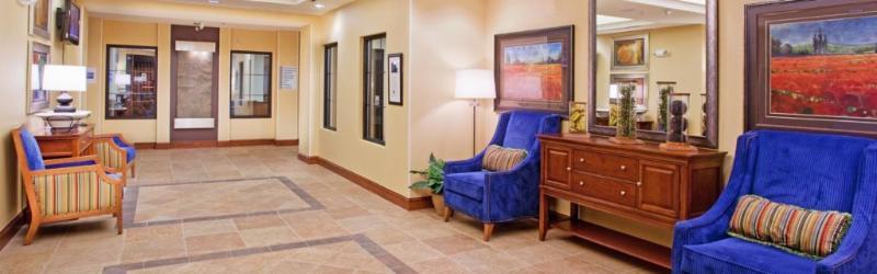 Express & Airport By Ihg Denver