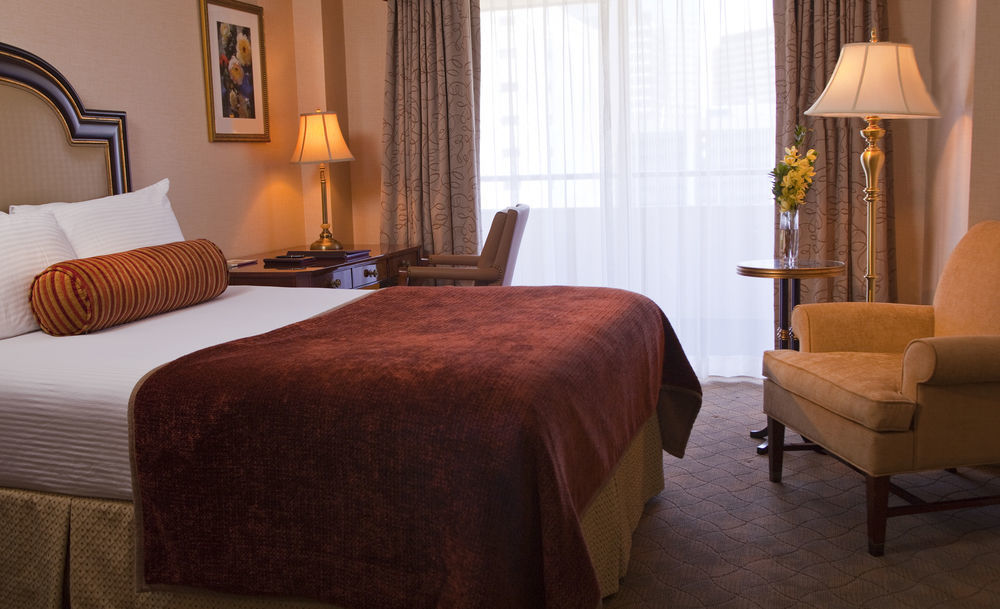 Hotel Warwick 4*
