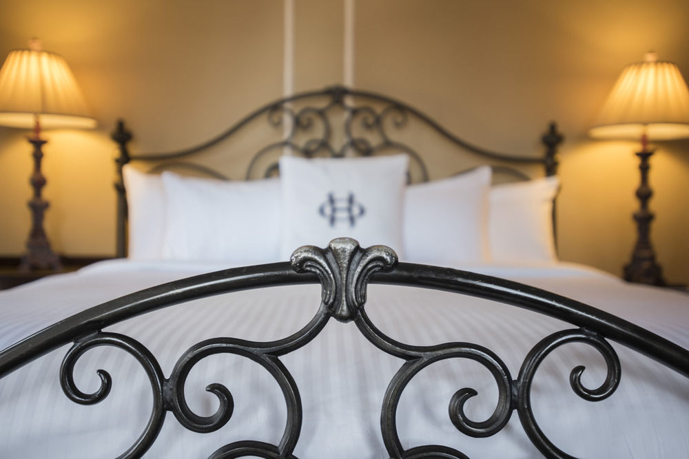 The Oxford 4*