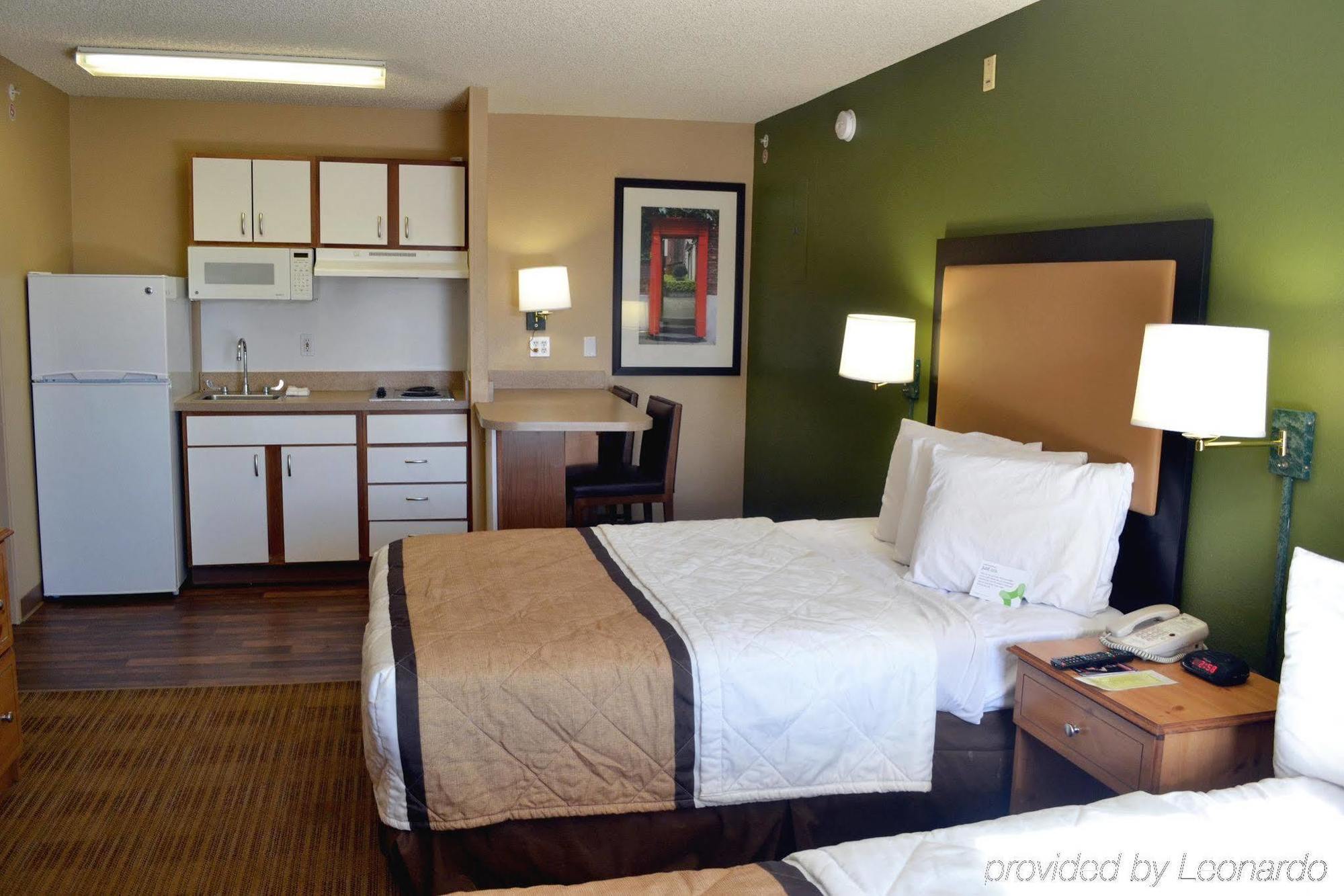Extended America Select - - Cherry Creek Hotel