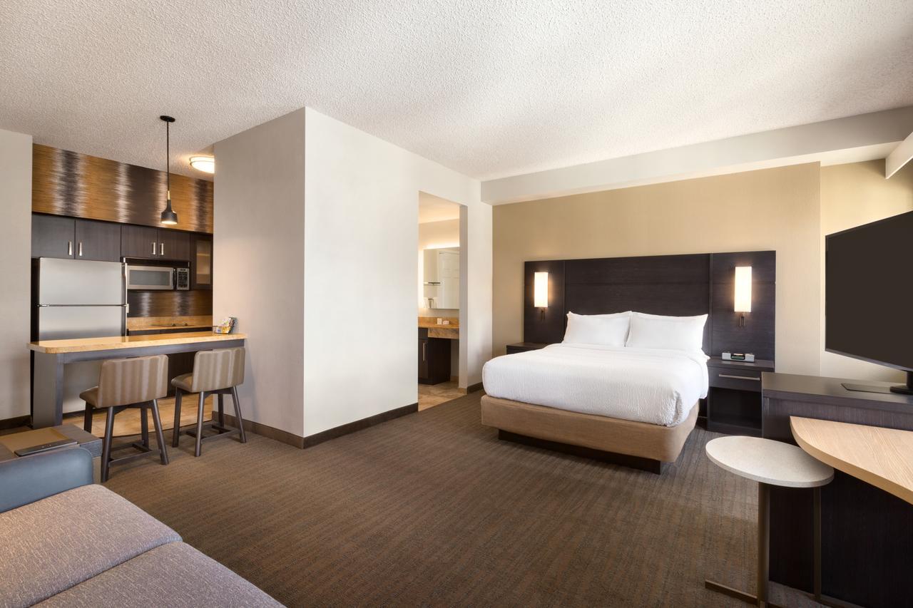 Center Hotel 3*