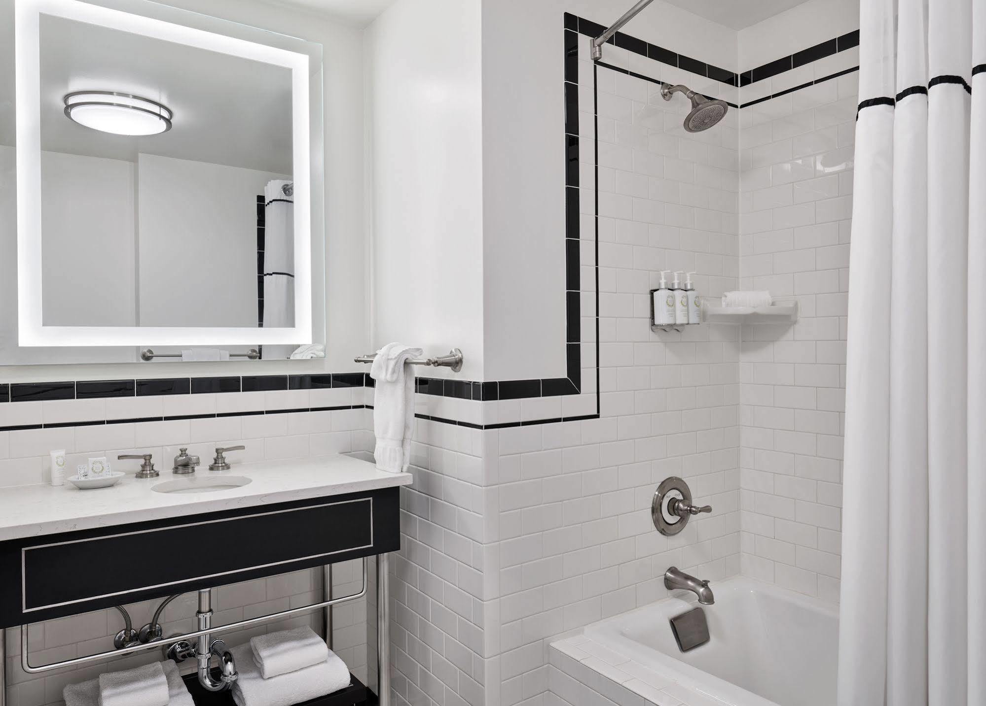 The Oxford 4*