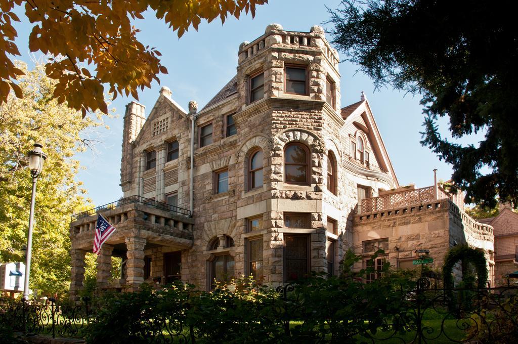 Castle Marne Bed & Breakfast Denver