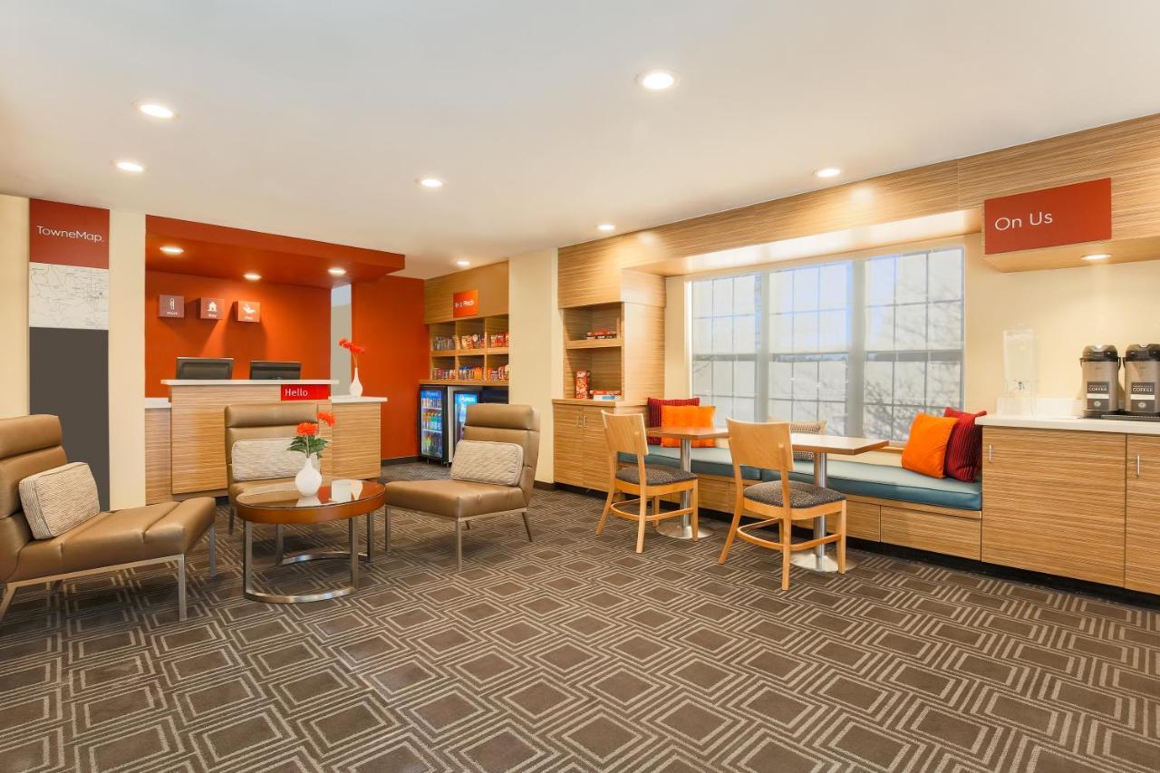 Suburban Tech Center Hotel 3*