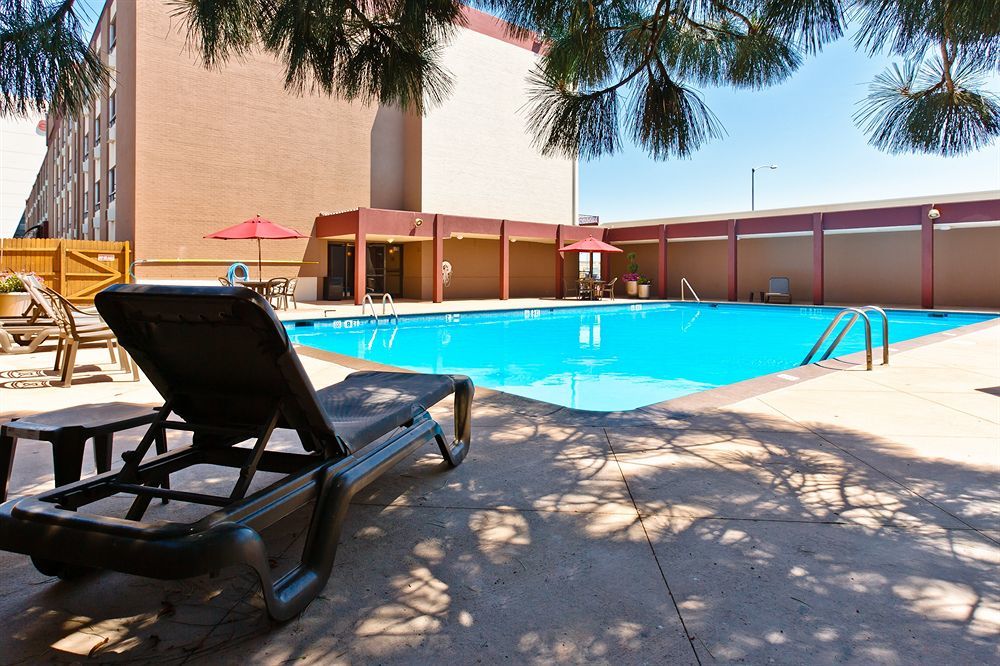 Hotel Quality & Stapleton 3*