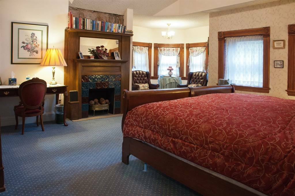 Bed & Breakfast Castle Marne Denver