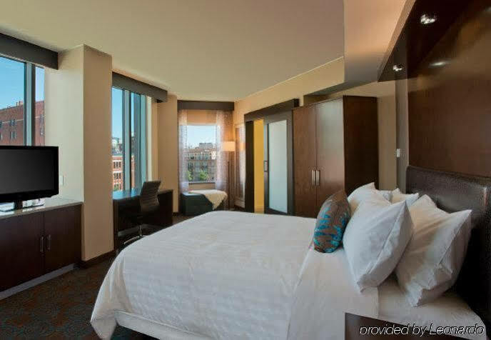 Hotel Springhill By Marriott Downtown 3*