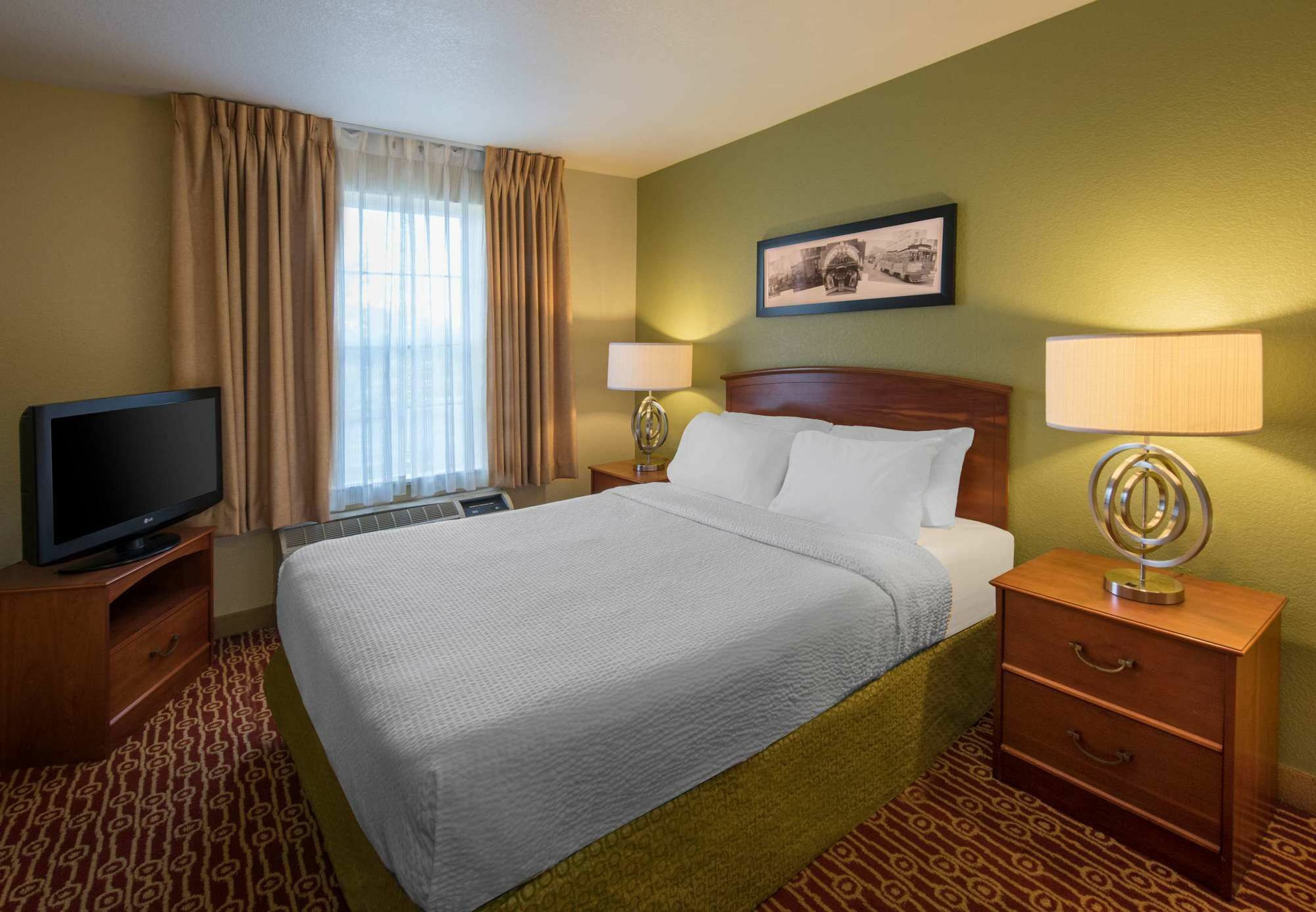 Suburban Tech Center 3* Denver