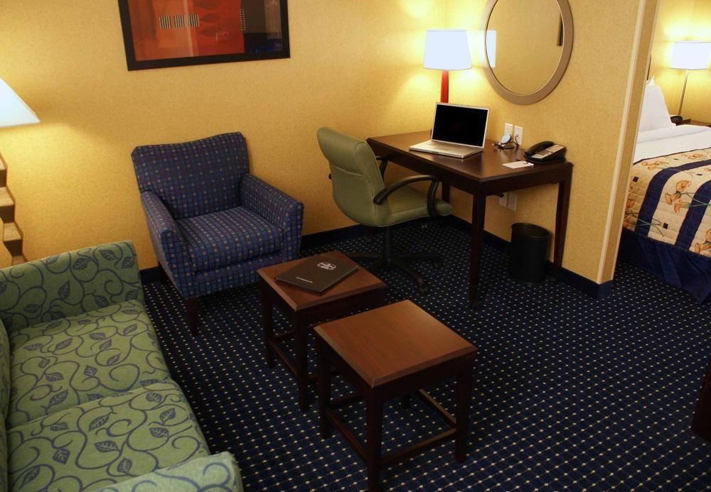 Springhill By Marriott Airport Hotel 3*
