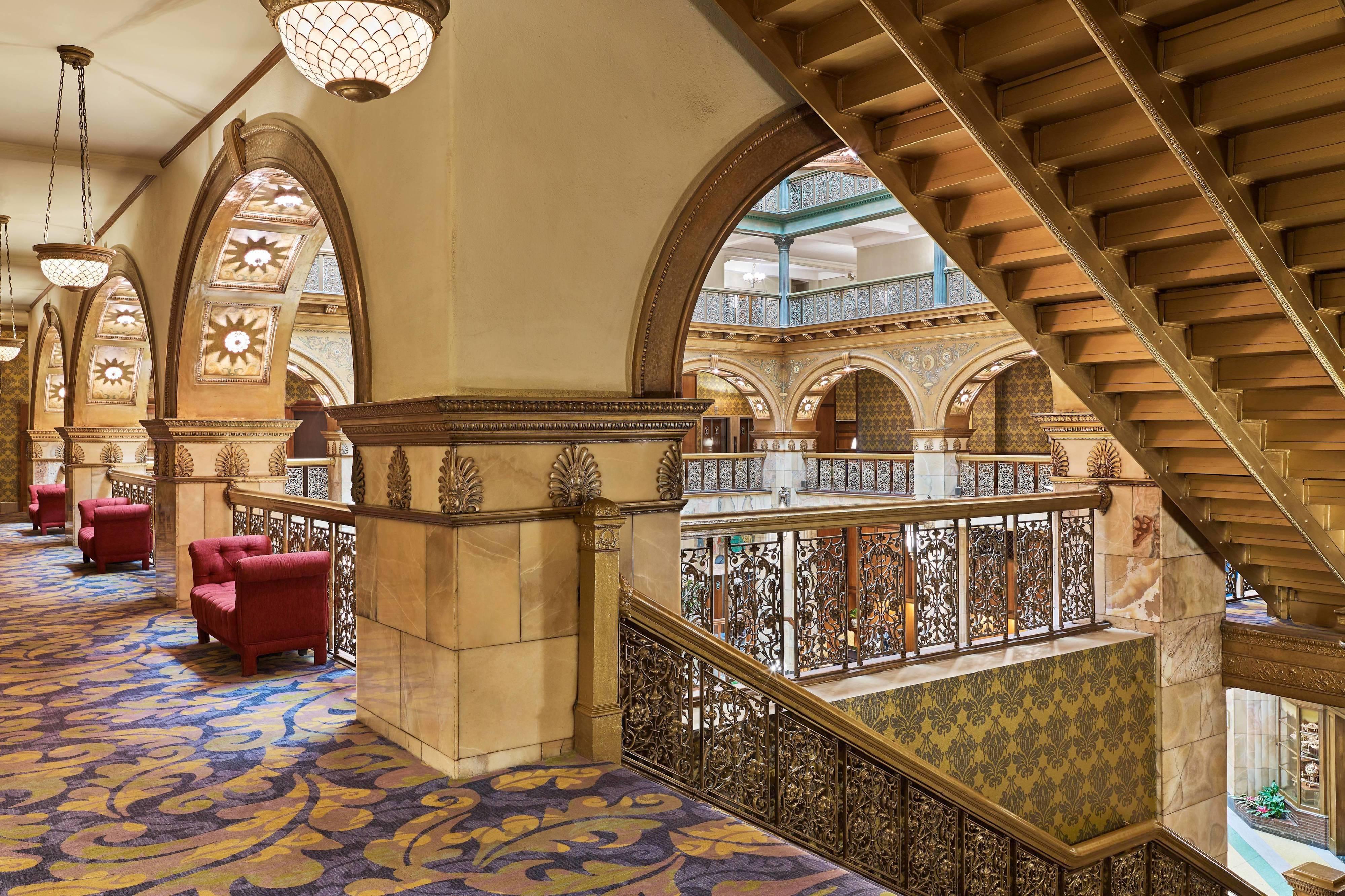 Hotel The Brown Palace And Spa, Autograph Collection 4*
