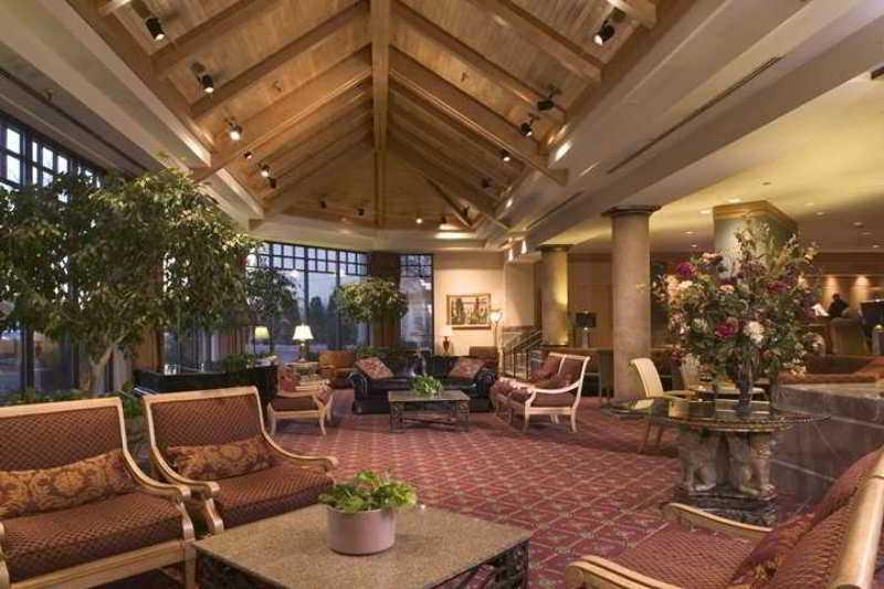 Doubletree By Hilton Hotel Denver